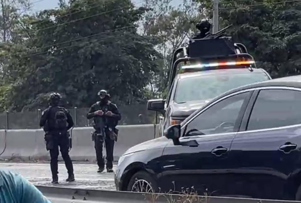 Enfrentamiento en Villa Juárez; un presunto pistolero abatido y dos detenidos