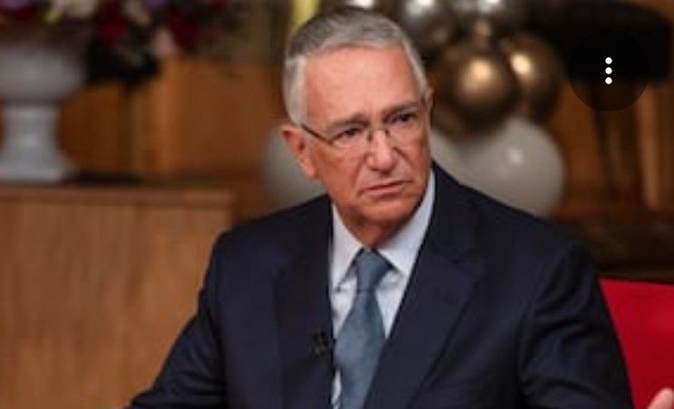 Ya empezó a pagar impuestos Ricardo Salinas Pliego; dió los primeros 10 mil 400 millones de pesos, de una deuda superior a los 32 mil millones