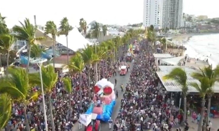 Más de 18 mil turistas nacionales y extranjeros, congrega el Carnaval Internacional de Mazatlán