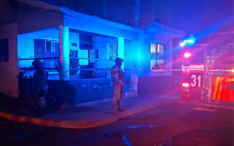 Atacan a balazos e incendian casa en Juntas del Humaya