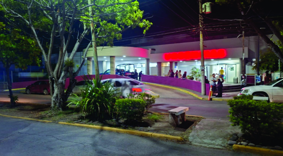 Una enfermera perdió la vida tras resultar herida durante el ataque armado registrado al interior de una clínica
