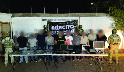 Diez civiles detenidos por el Ejército en Infonavit Humaya