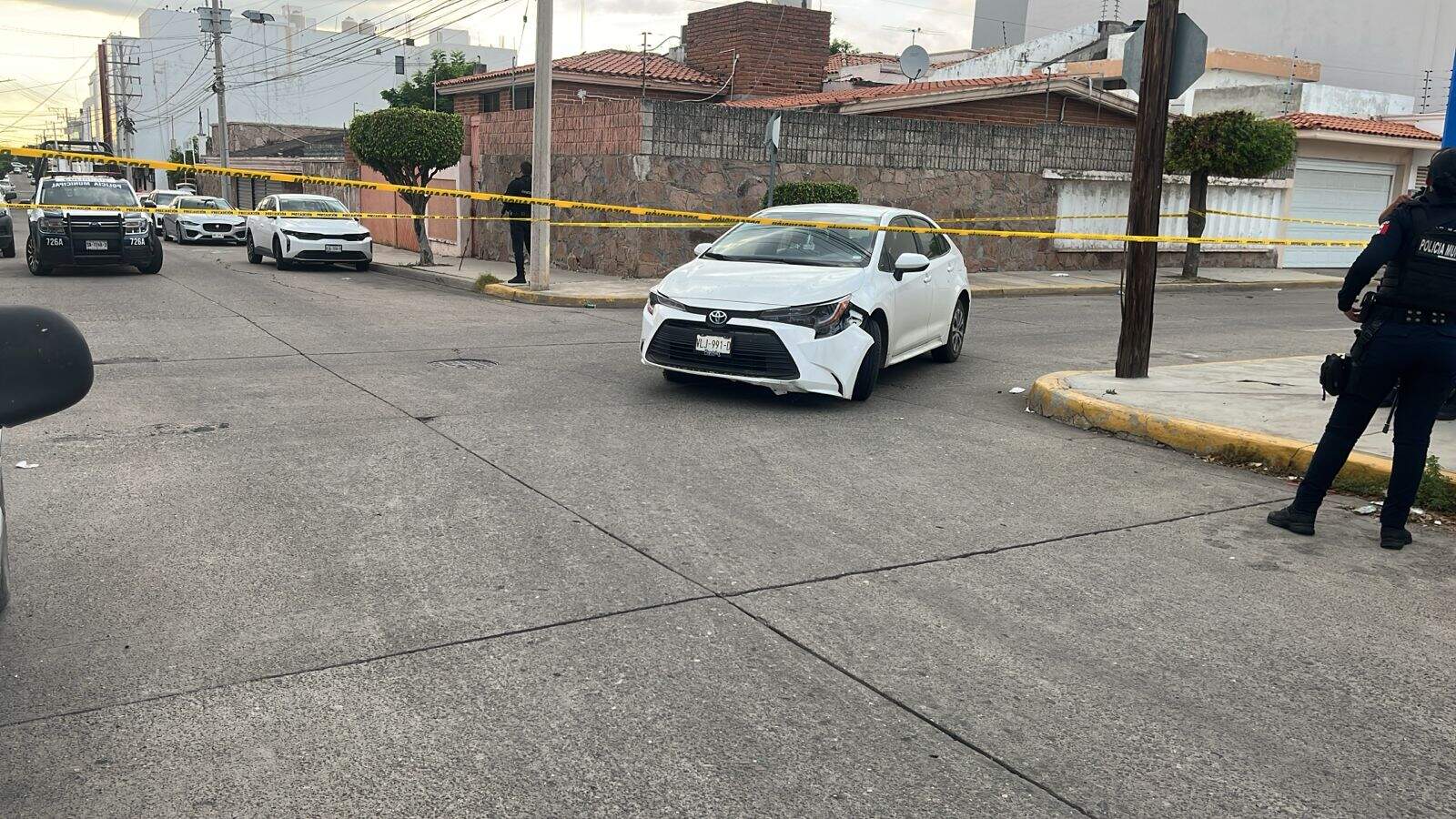 Violento ataque: jefe de farmacia del IMSS asesinado y bebé baleado