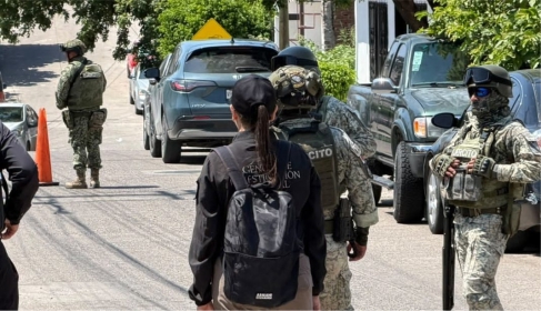Realizan FGR y Sedena cateo en la 5 de Mayo
