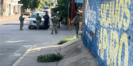 Disparan contra negocio de fierro viejo y dejan daños materiales en Culiacán