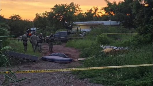 Abandonan a persona asesinada y encobijada frente al Cerro de la Virgen