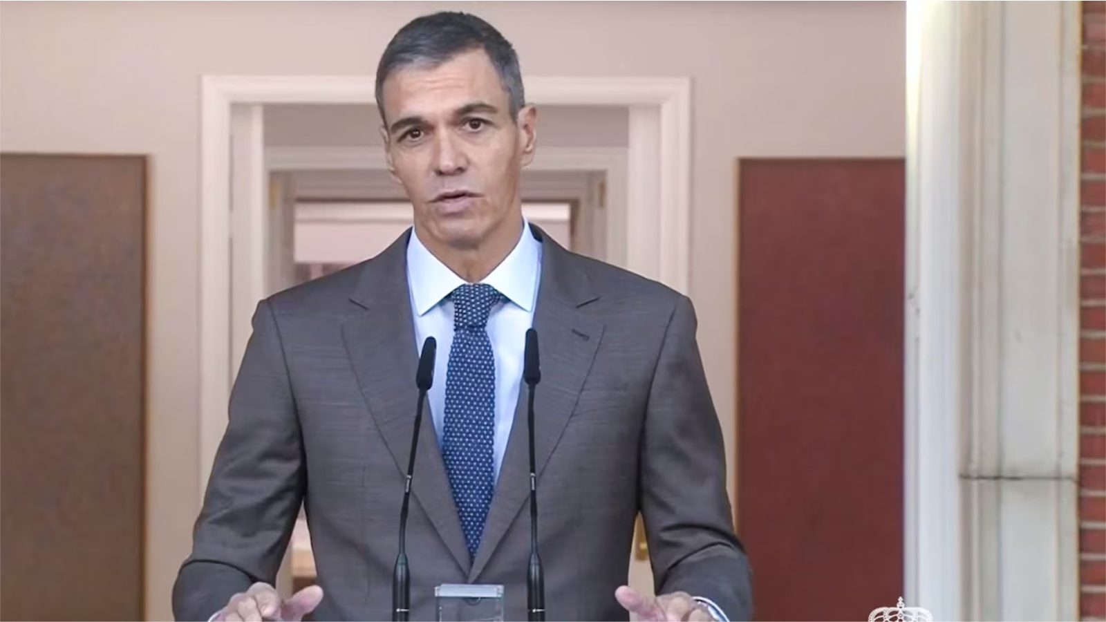 Pedro Sánchez disuelve parlamento en España: Adelanta elecciones generales al 29 de noviembre