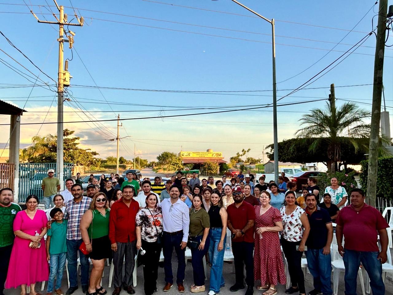 Reyes Fernando Rosas y Rubén Miranda atienden demandas ciudadanas en El Tamarindo